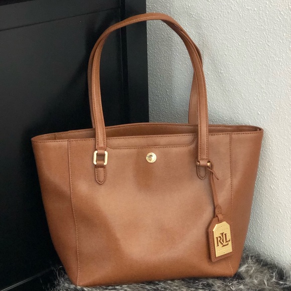 Ralph Lauren Handbags - Ralph Lauren Leather Purse